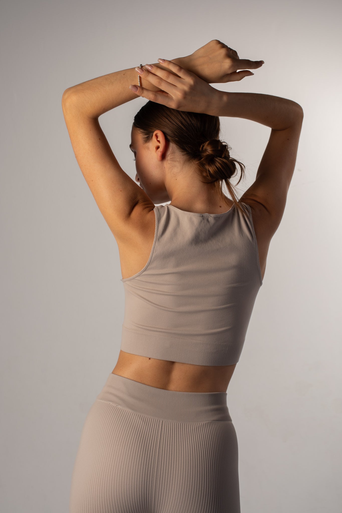 Seamless ivory crop top
