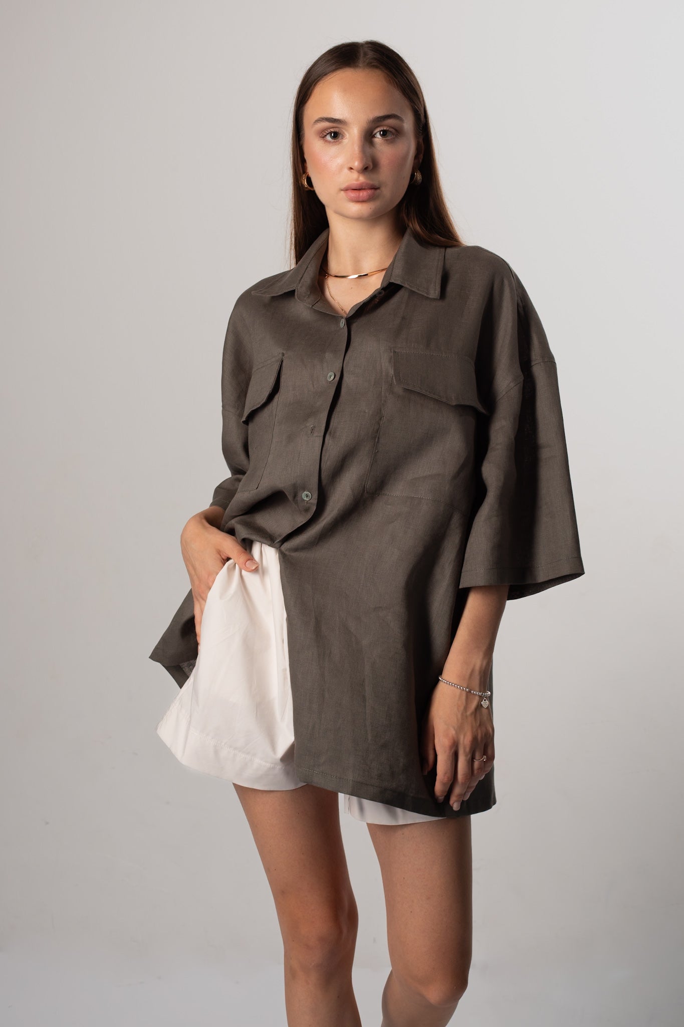 100% linen shirt with chest pockets
